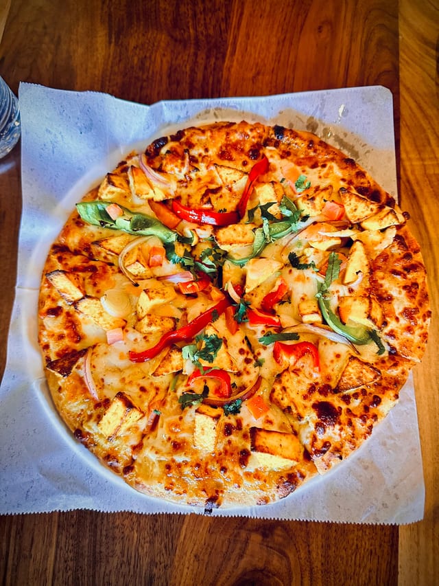 Tandoor Paneer Pizza.