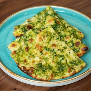 Pesto Cilantro naan